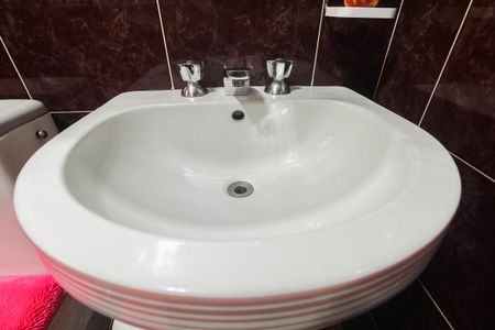 Casa à venda com 208m², 5 quartos e 2 vagasBanheiro Social