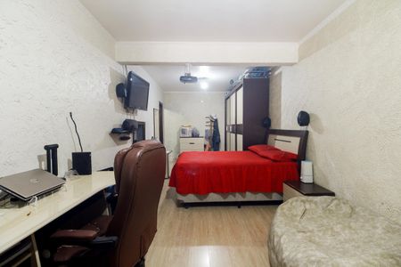 Casa à venda com 208m², 5 quartos e 2 vagasSuíte 3