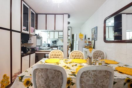 Casa à venda com 208m², 5 quartos e 2 vagasCozinha