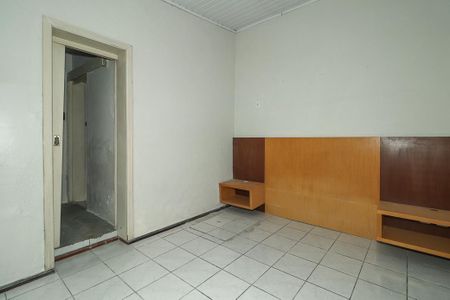 Casa à venda com 270m², 7 quartos e 2 vagasQuarto 4 / Suíte / Casa2 / Fundos