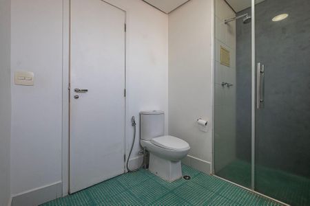 Apartamento para alugar com 140m², 2 quartos e 2 vagas Apartamento para alugar com 140m², 2 quartos e 2 vagasBanheiro da Suíte 1
