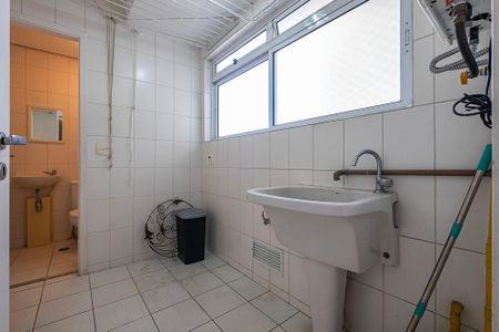 Apartamento para alugar com 140m², 2 quartos e 2 vagas Apartamento para alugar com 140m², 2 quartos e 2 vagasÁrea de Serviço