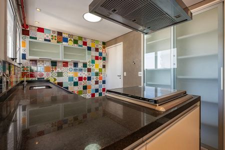 Apartamento para alugar com 140m², 2 quartos e 2 vagas Apartamento para alugar com 140m², 2 quartos e 2 vagasCozinha