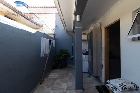 Casa para alugar com 50m², 1 quarto e sem vagaÁrea de Serviço