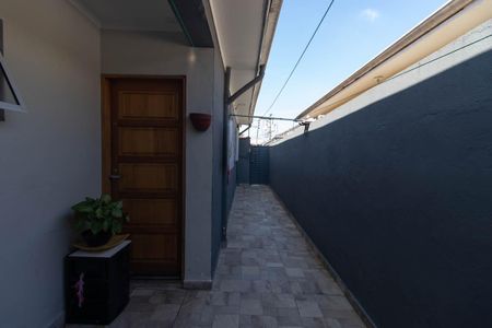 Casa para alugar com 50m², 1 quarto e sem vagaCorredor externo