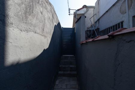 Casa para alugar com 50m², 1 quarto e sem vagaEntrada