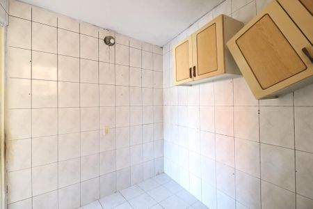 Casa à venda com 75m², 3 quartos e 1 vaga Casa à venda com 75m², 3 quartos e 1 vagaCozinha casa 2
