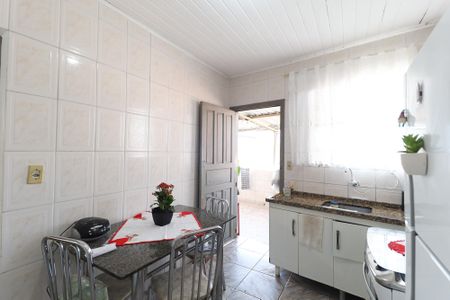 Casa à venda com 75m², 3 quartos e 1 vaga Casa à venda com 75m², 3 quartos e 1 vagaCozinha casa 1