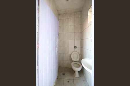 Casa à venda com 75m², 3 quartos e 1 vaga Casa à venda com 75m², 3 quartos e 1 vagaBanheiro casa 2