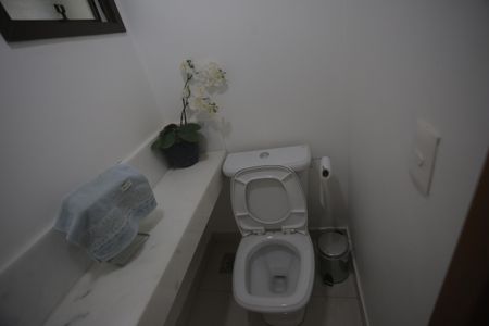 Apartamento à venda com 167m², 4 quartos e 4 vagasLavabo