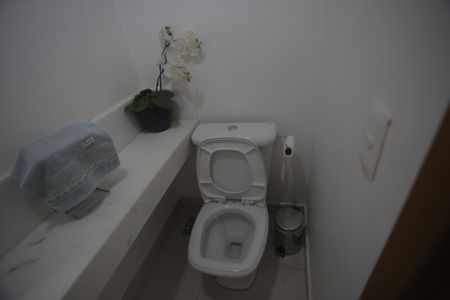 Apartamento à venda com 167m², 4 quartos e 4 vagasLavabo