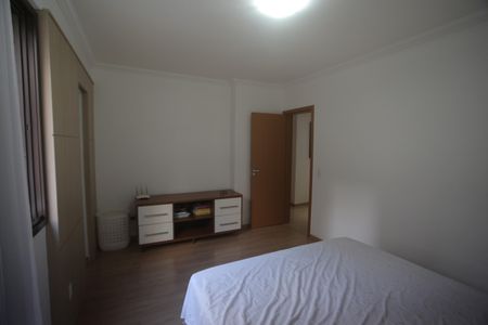 Apartamento à venda com 167m², 4 quartos e 4 vagasQuarto 3