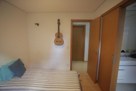 Apartamento à venda com 167m², 4 quartos e 4 vagasQuarto 1