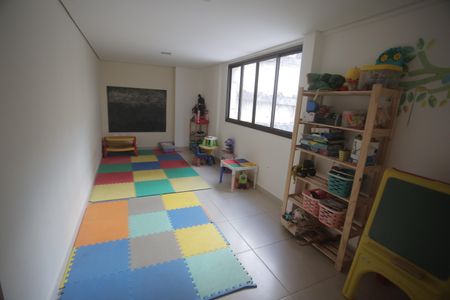 Apartamento à venda com 167m², 4 quartos e 4 vagasÁrea comum