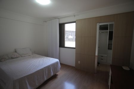 Apartamento à venda com 167m², 4 quartos e 4 vagasQuarto 3