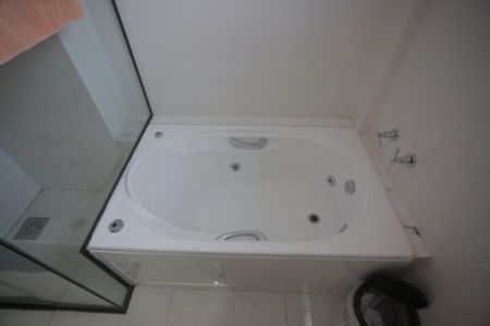 Apartamento à venda com 167m², 4 quartos e 4 vagasBanheiro do Quarto 3