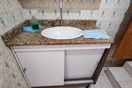 Casa à venda com 300m², 4 quartos e 4 vagasBanheiro Social