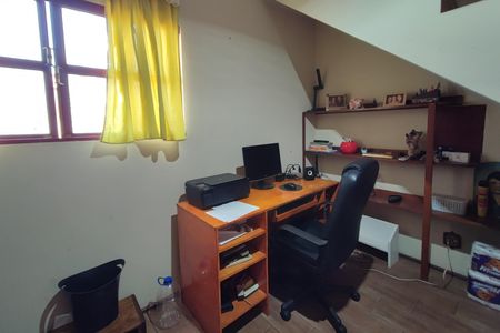 Casa à venda com 396m², 5 quartos e 4 vagas Casa à venda com 396m², 5 quartos e 4 vagasEscritório