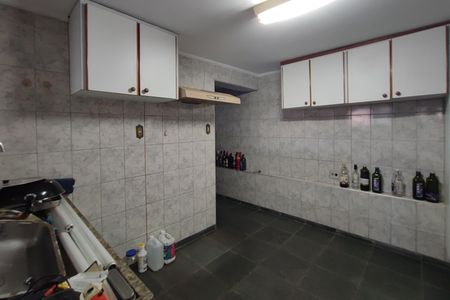 Casa à venda com 396m², 5 quartos e 4 vagas Casa à venda com 396m², 5 quartos e 4 vagasEdícula - Cozinha