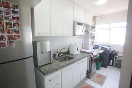 Apartamento à venda com 55m², 2 quartos e 1 vagaCozinha