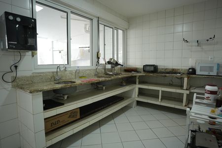 Casa de condomínio para alugar com 140m², 3 quartos e 1 vagaCozinha - Armários