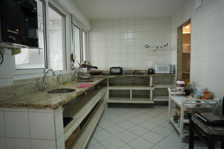 Casa de condomínio para alugar com 140m², 3 quartos e 1 vagaCozinha - Armários