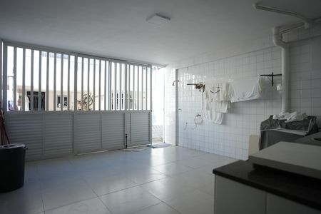 Casa de condomínio para alugar com 140m², 3 quartos e 1 vagaÁrea de Serviço