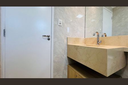 Apartamento à venda com 72m², 2 quartos e 1 vagaBanheiro 1