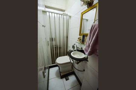 Apartamento à venda com 57m², 2 quartos e sem vaga Apartamento à venda com 57m², 2 quartos e sem vagaBanheiro 1