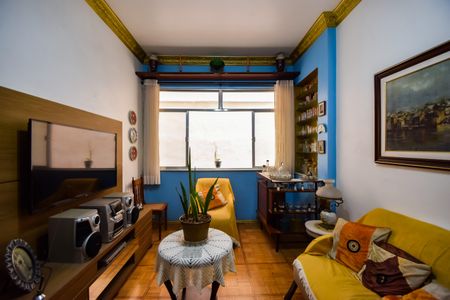 Apartamento à venda com 57m², 2 quartos e sem vaga Apartamento à venda com 57m², 2 quartos e sem vagaSala