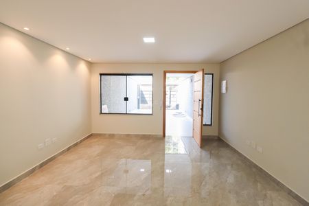 Casa à venda com 140m², 3 quartos e 4 vagasSala