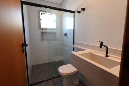 Casa à venda com 140m², 3 quartos e 4 vagasBanheiro/Suíte 1