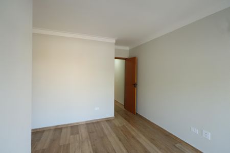 Casa à venda com 140m², 3 quartos e 4 vagasSuíte 1