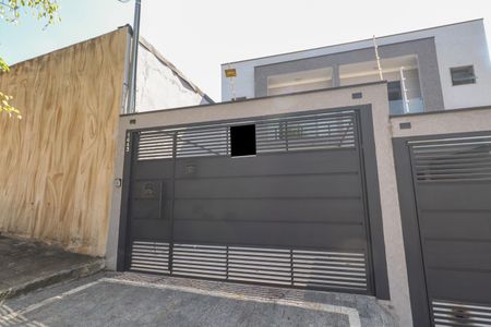 Casa à venda com 140m², 3 quartos e 4 vagasFachada