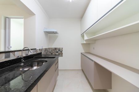 Apartamento para alugar com 74m², 2 quartos e sem vagaCozinha