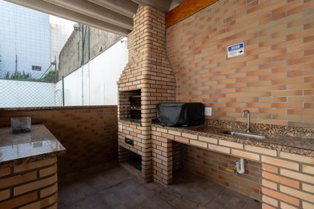 Apartamento para alugar com 74m², 2 quartos e sem vagaÁrea comum - Churrasqueira