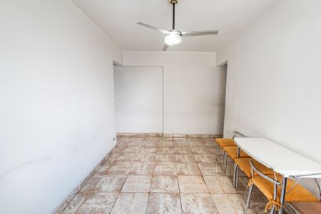 Apartamento à venda com 75m², 2 quartos e 1 vagaSala