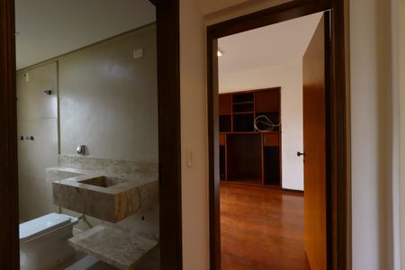 Apartamento à venda com 120m², 3 quartos e 2 vagasCorredor para os Quartos