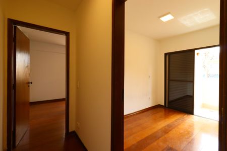 Apartamento à venda com 120m², 3 quartos e 2 vagasCorredor para os Quartos