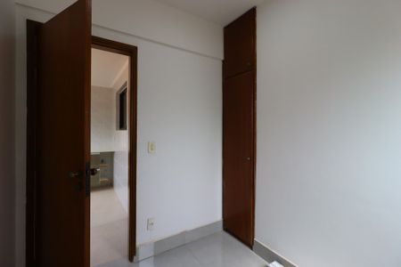 Apartamento à venda com 120m², 3 quartos e 2 vagasQuarto de Serviço
