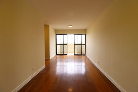 Apartamento à venda com 120m², 3 quartos e 2 vagasSala