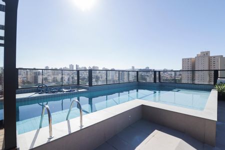 Piscina de kitnet/studio para alugar com 0 quarto, 27m² em Vila Dom Pedro Ii, São Paulo