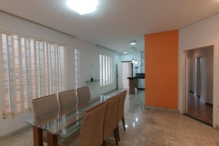 Casa à venda com 282m², 3 quartos e 3 vagasSala de Jantar