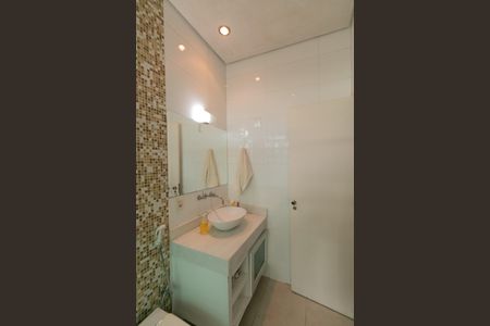 Casa à venda com 282m², 3 quartos e 3 vagasBanheiro Suite