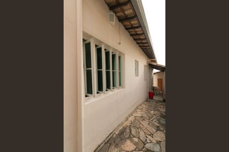 Casa à venda com 282m², 3 quartos e 3 vagasÁrea Externa