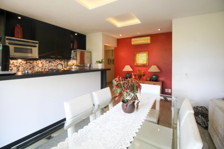 Apartamento à venda com 93m², 1 quarto e 1 vagaSala de Jantar