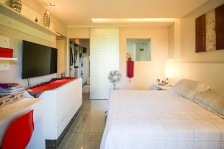 Apartamento à venda com 93m², 1 quarto e 1 vagaSuíte