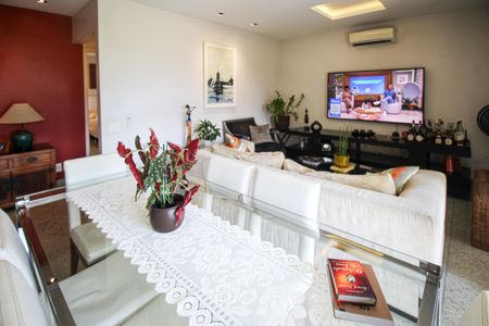 Apartamento à venda com 93m², 1 quarto e 1 vagaSala de Jantar