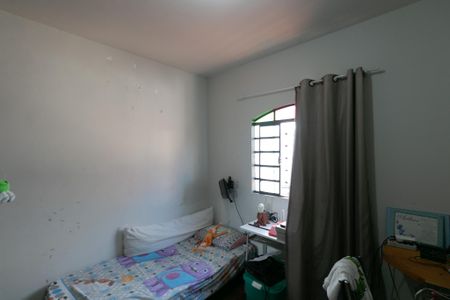 Casa à venda com 80m², 4 quartos e 8 vagas Casa à venda com 80m², 4 quartos e 8 vagasQuarto 3