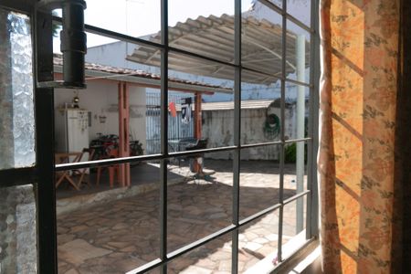 Casa à venda com 80m², 4 quartos e 8 vagas Casa à venda com 80m², 4 quartos e 8 vagasVista Quarto 4